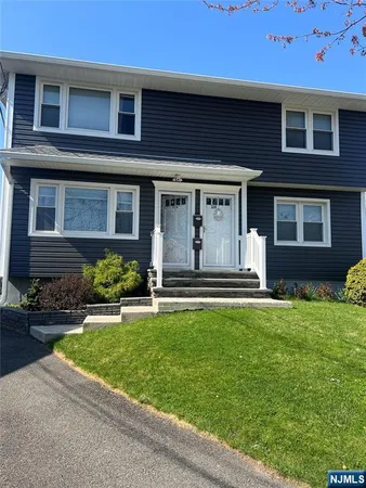 $2,900 | 314 Nedellec Drive, Unit 1, Saddle Brook, NJ 07663