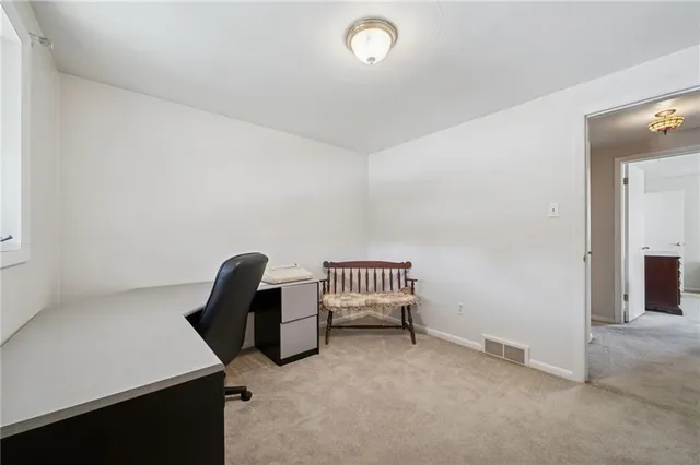 a view of workspace with furniture