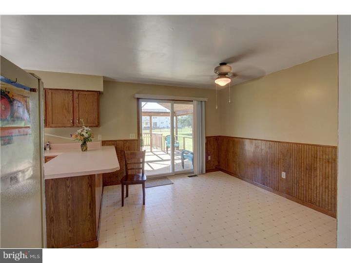 6410 Pearsons Corner Road Dover, DE 19904 - Photo 5 of 25 Dining Room