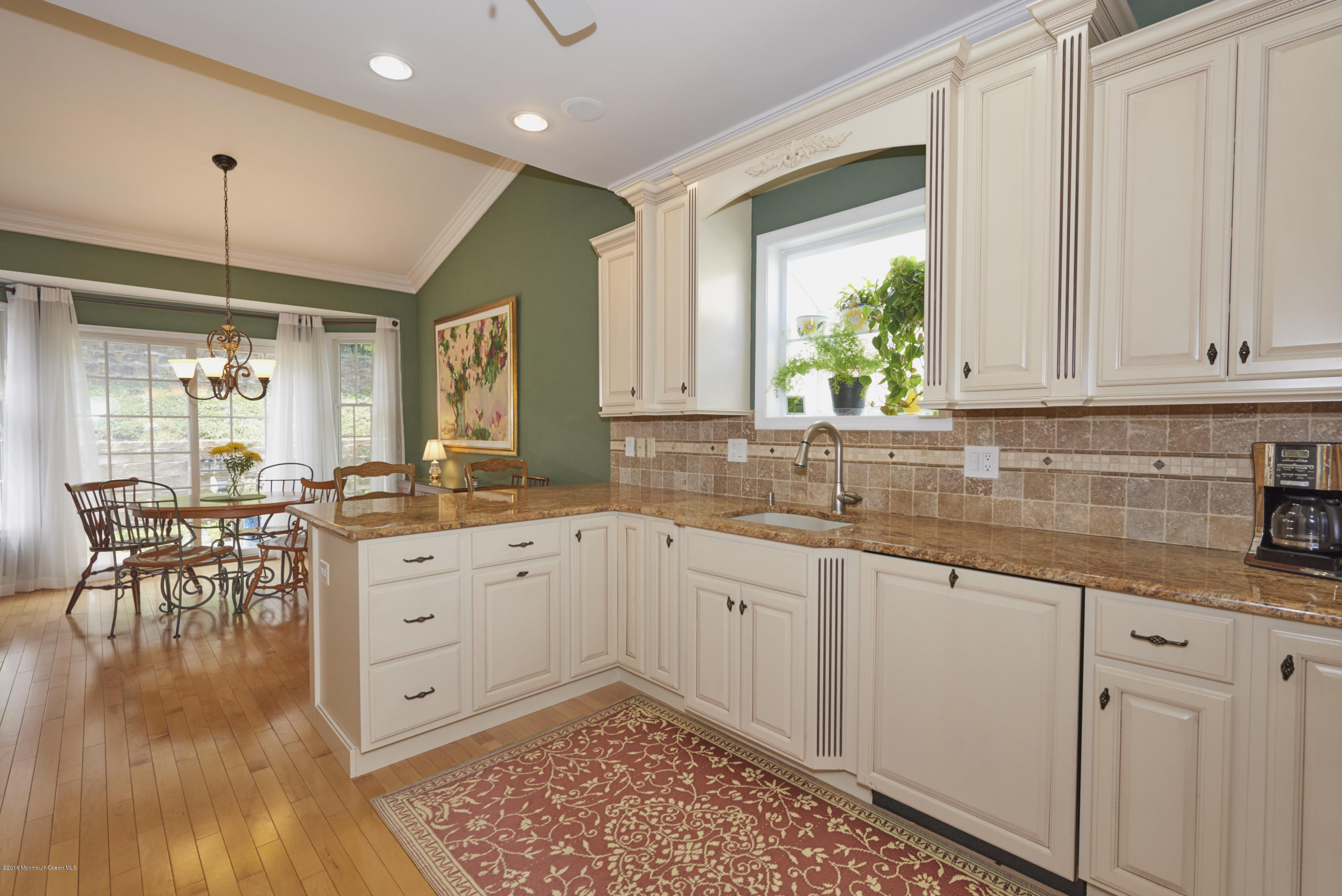 6 Windward Way Red Bank, NJ 07701 - Photo 7 of 15 Kitchen