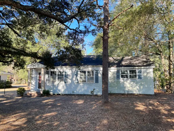 $64,900 | 1111 North Longstreet Street, Kingstree, SC 29556