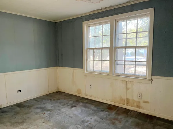$64,900 | 1111 North Longstreet Street, Kingstree, SC 29556