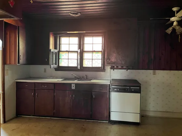 $64,900 | 1111 North Longstreet Street, Kingstree, SC 29556