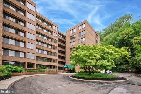 $239,900 | 19 Rock Hill Road, Unit 7D, Bala Cynwyd, PA 19004