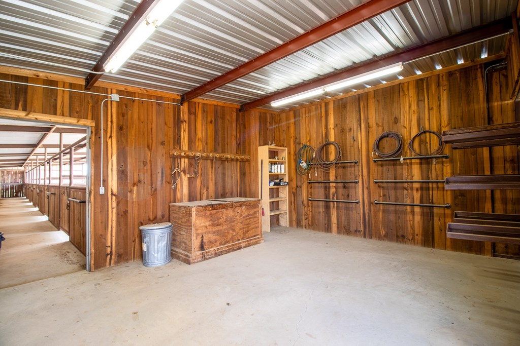 5830 Highway 16 Llano, TX 78643 - Photo 31 of 39