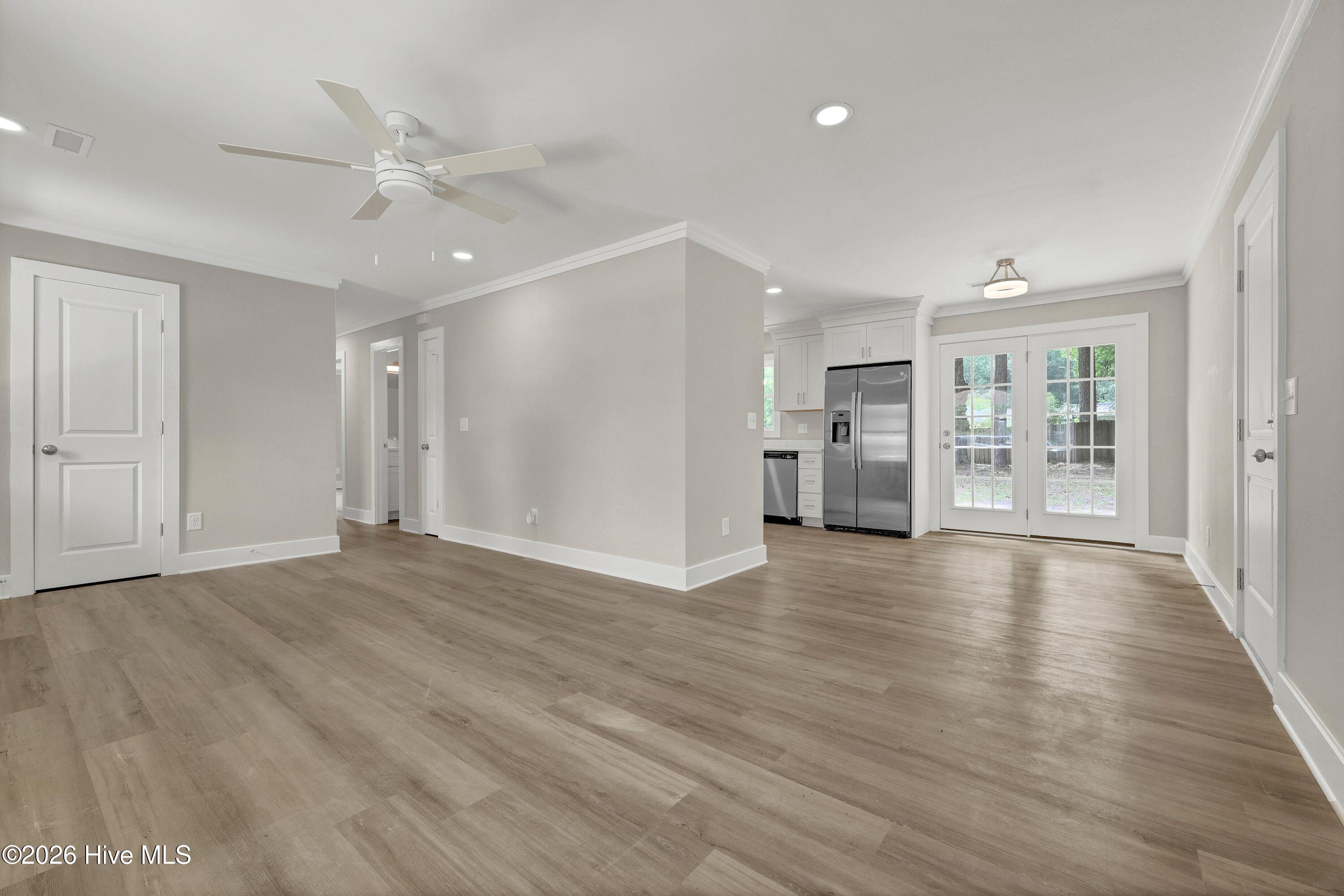 114 Springhill Road Wilmington, NC 28411 - Photo 8 of 28