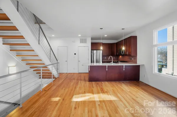 $2,695 | 921 Westbrook Drive, Unit B, Charlotte, NC 28202