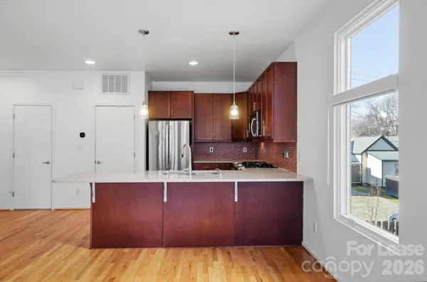 $2,695 | 921 Westbrook Drive, Unit B, Charlotte, NC 28202