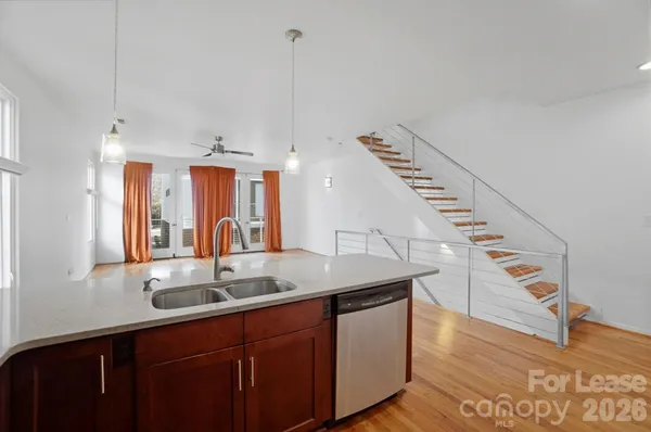 $2,695 | 921 Westbrook Drive, Unit B, Charlotte, NC 28202