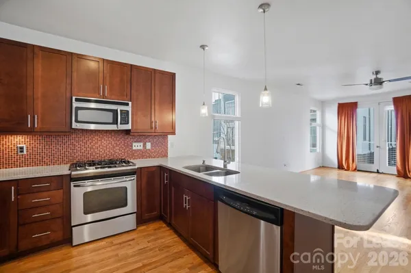 $2,695 | 921 Westbrook Drive, Unit B, Charlotte, NC 28202