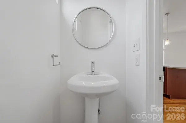 $2,695 | 921 Westbrook Drive, Unit B, Charlotte, NC 28202