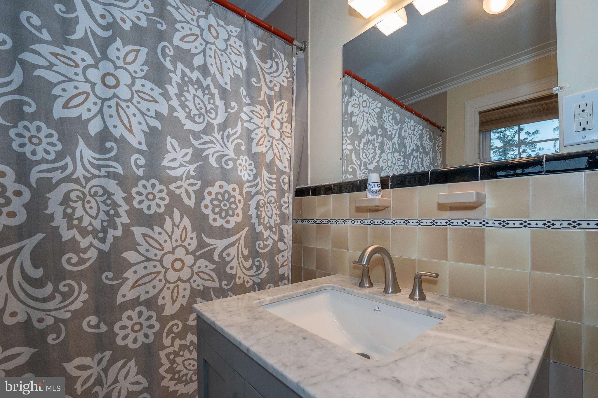 710 Stradone Road Bala Cynwyd, PA 19004 - Photo 19 of 40 Main Bedroom Bath