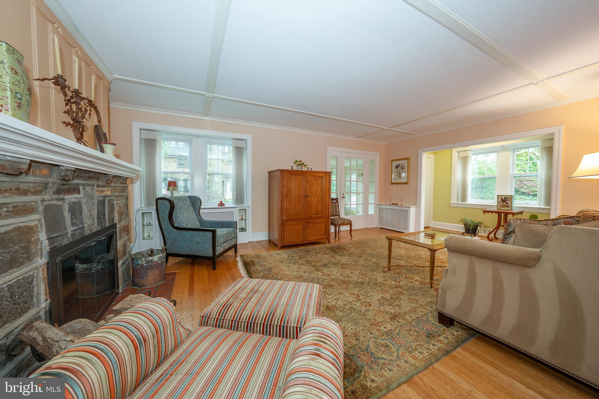 710 Stradone Road Bala Cynwyd, PA 19004 - Photo 6 of 40 Living Room w/FP and original ceiling detail