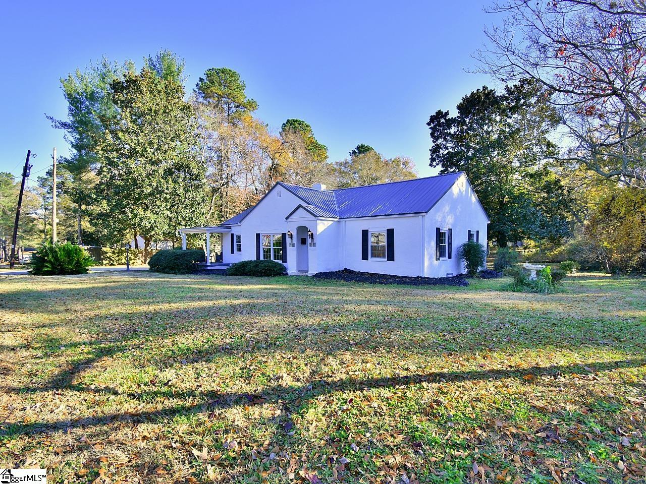 13 Drake Street Pelzer, SC 29669 - Photo 3 of 31