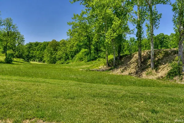 $126,000 | 1571 Victoria Woods, Boonville, IN 47601