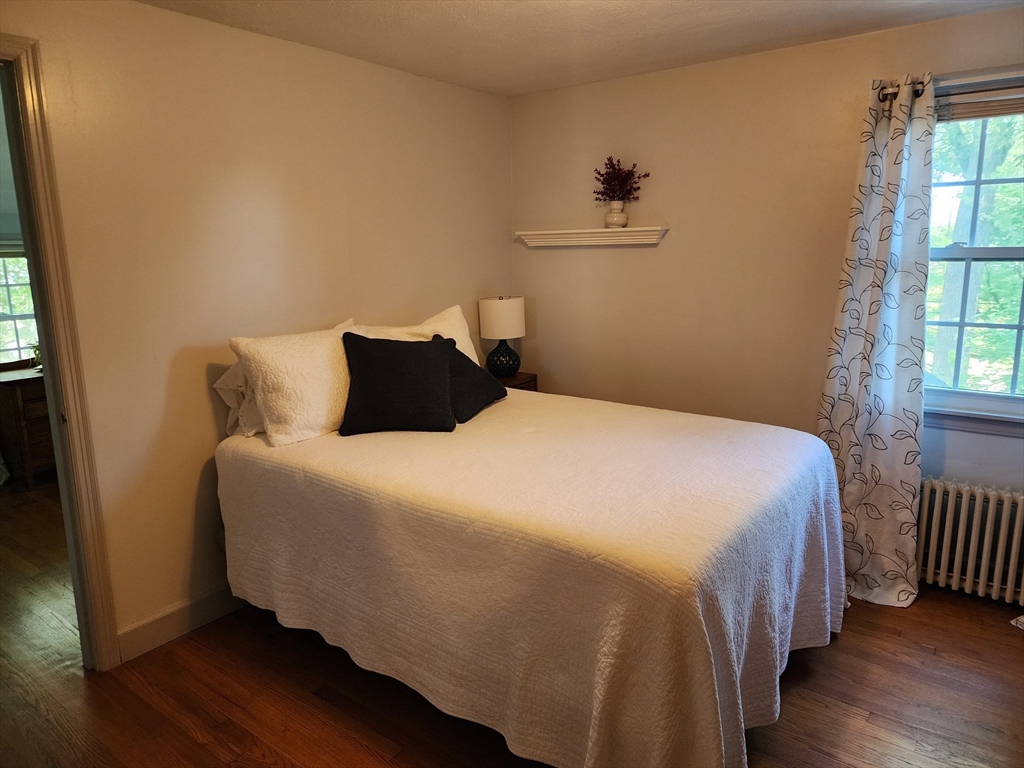 235 Chalmers Street Springfield, MA 01118 - Photo 22 of 29