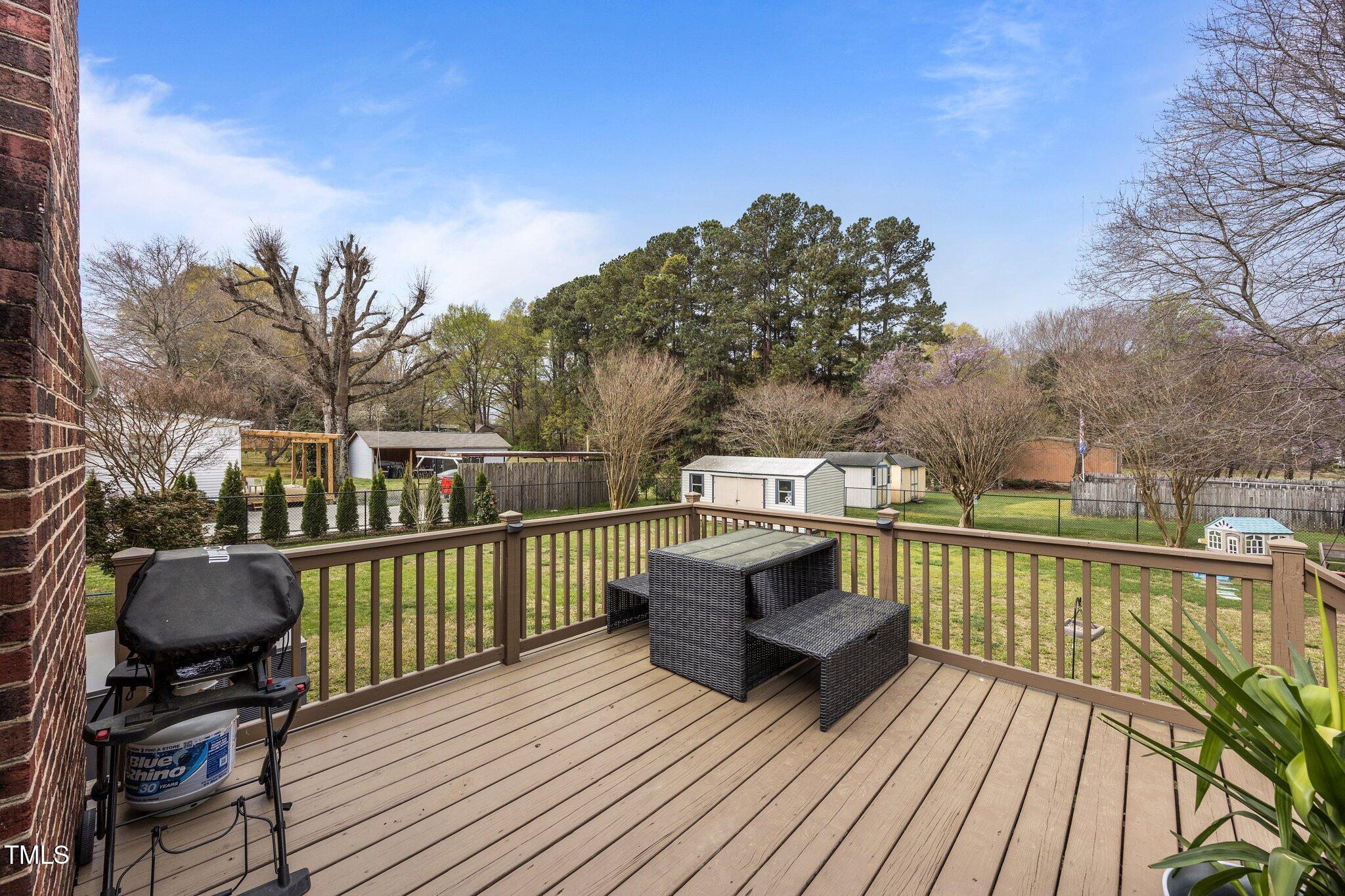 1208 Briarcliff Road Burlington, NC 27215 - Photo 27 of 41 Back Deck