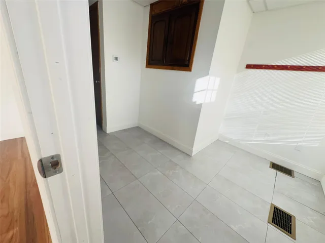 $1,200 | 157 Harry L Drive, Unit 1, Johnson City, NY 13790