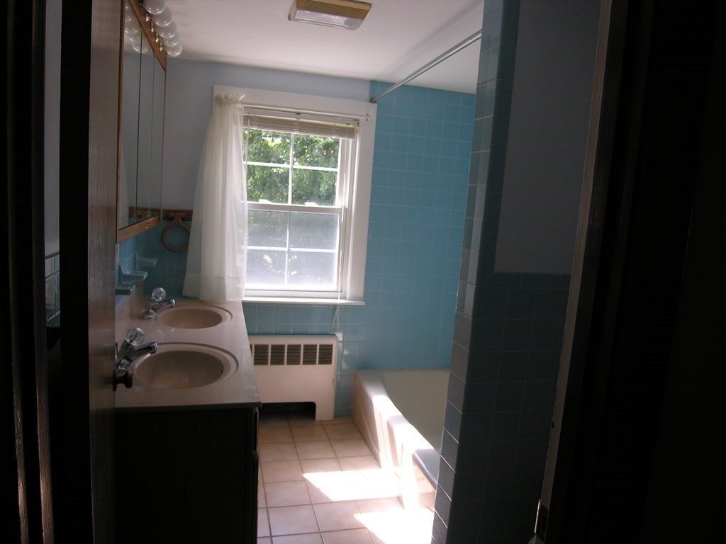 450 Appleton Street Arlington, MA 02476 - Photo 17 of 21 Gallery Image 17