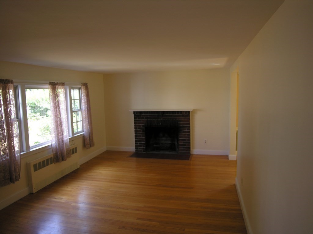 450 Appleton Street Arlington, MA 02476 - Photo 4 of 21 Gallery Image 4