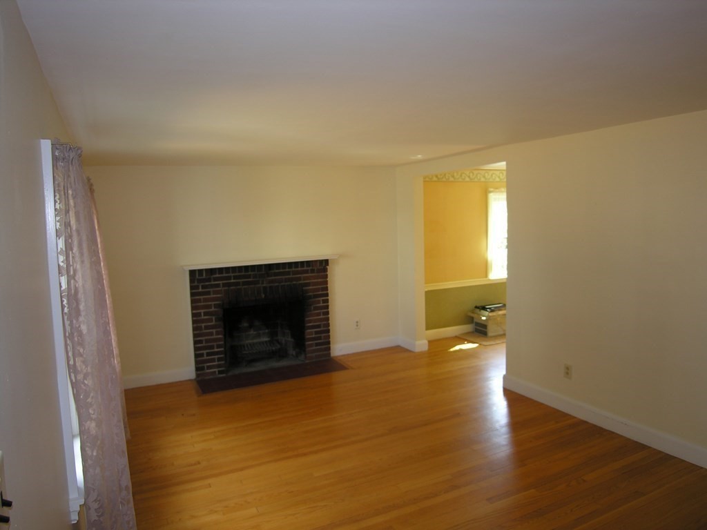 450 Appleton Street Arlington, MA 02476 - Photo 5 of 21 Gallery Image 5