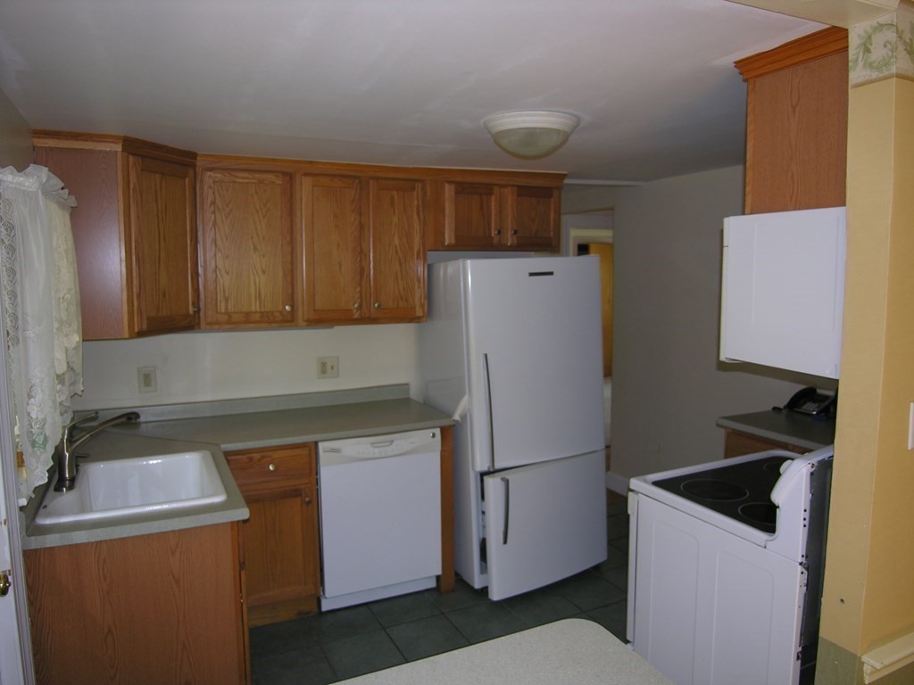 450 Appleton Street Arlington, MA 02476 - Photo 8 of 21 Gallery Image 8