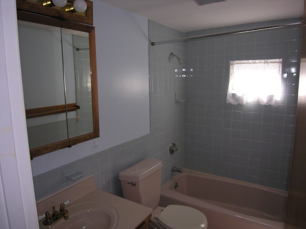 450 Appleton Street Arlington, MA 02476 - Photo 10 of 21 Gallery Image 10