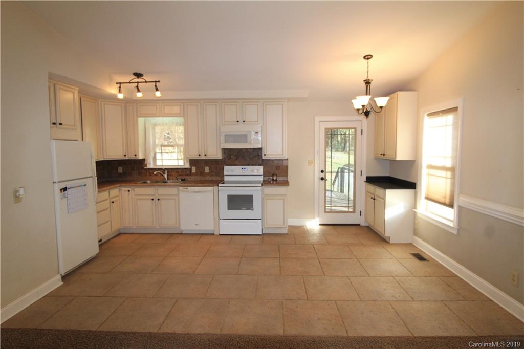 1050 Hay Row Road, Unit 9 Clover, SC 29710 - Photo 4 of 15 Gallery Image 4