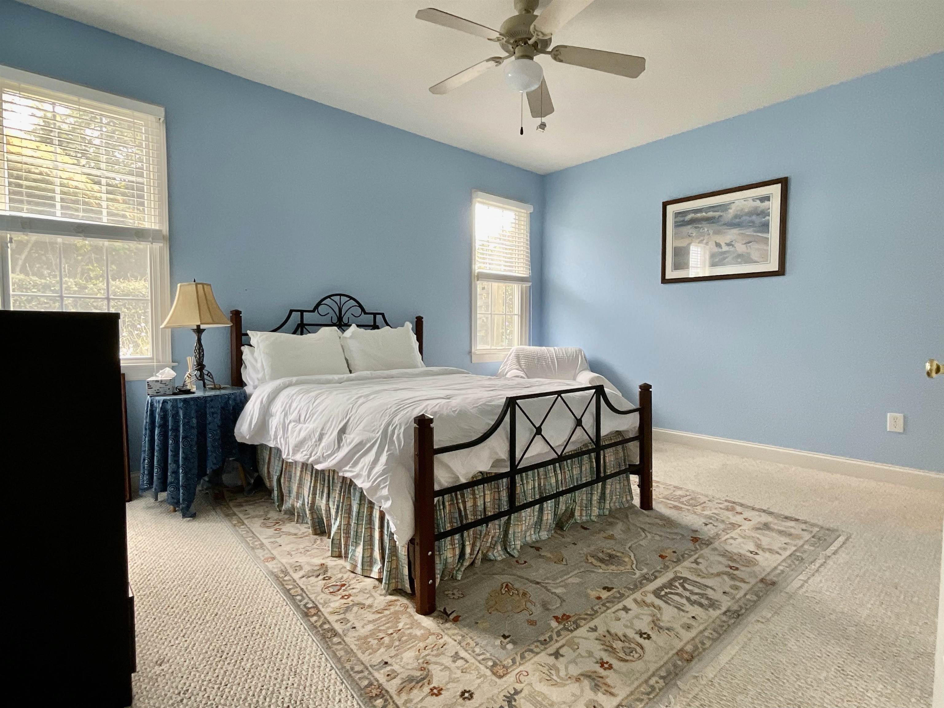 124 Gables Way Kitty Hawk, NC 27949 - Photo 19 of 37 Downstairs primary bedroom
