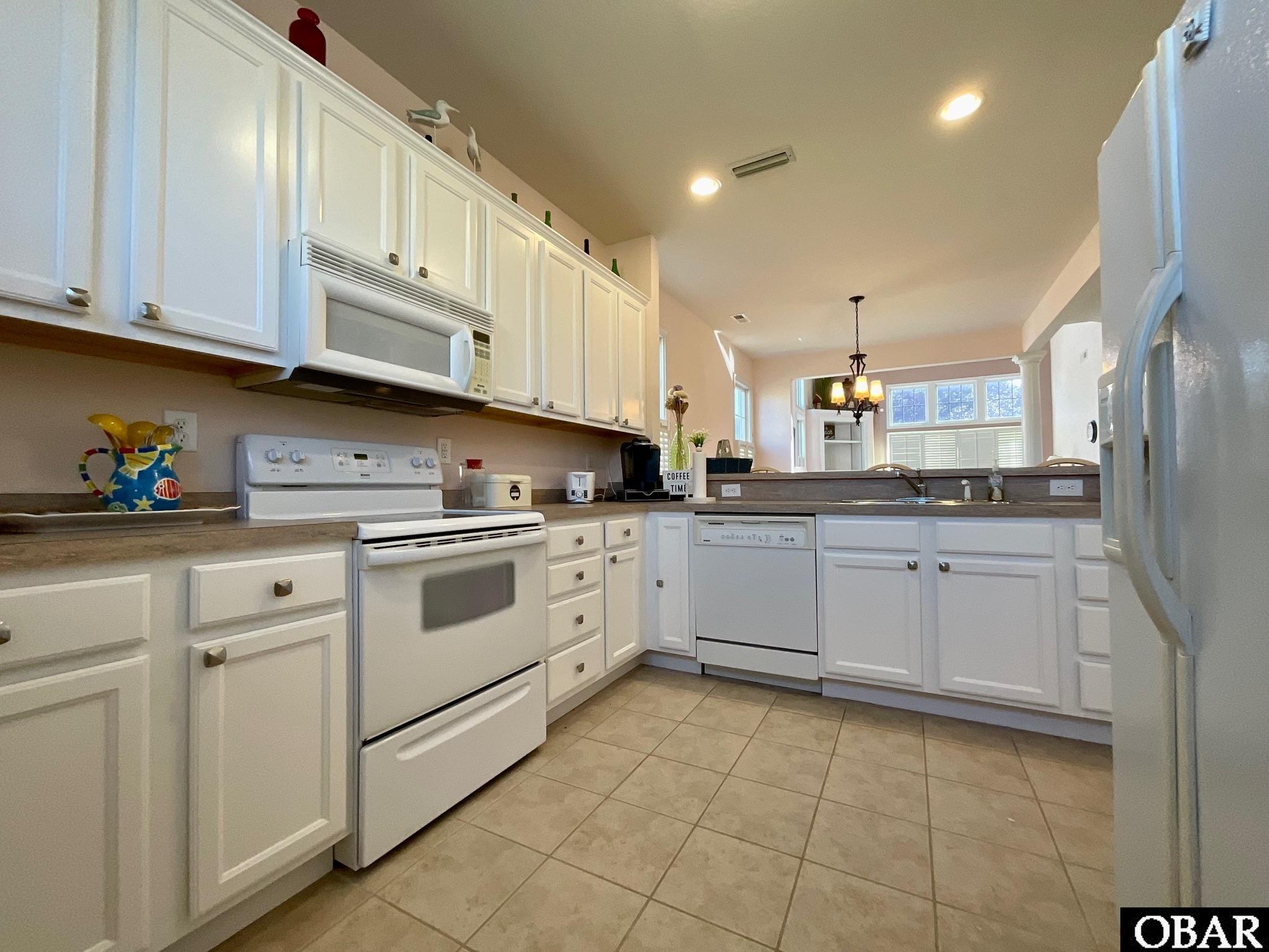 124 Gables Way Kitty Hawk, NC 27949 - Photo 7 of 37 Gallery Image 7
