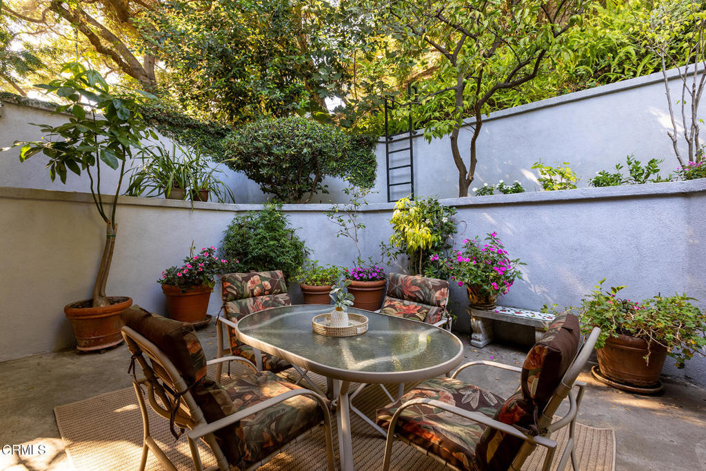 23 Hidden Valley Road Monrovia, CA 91016 - Photo 26 of 27 a outdoor dining space with furniture