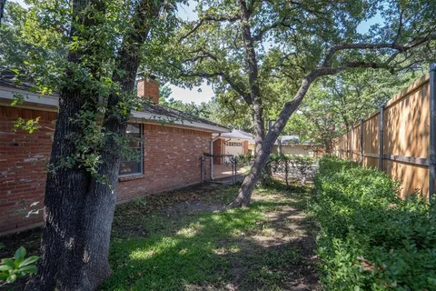 $435,000 | 1604 Oak Meadow Drive, Irving, TX 75061