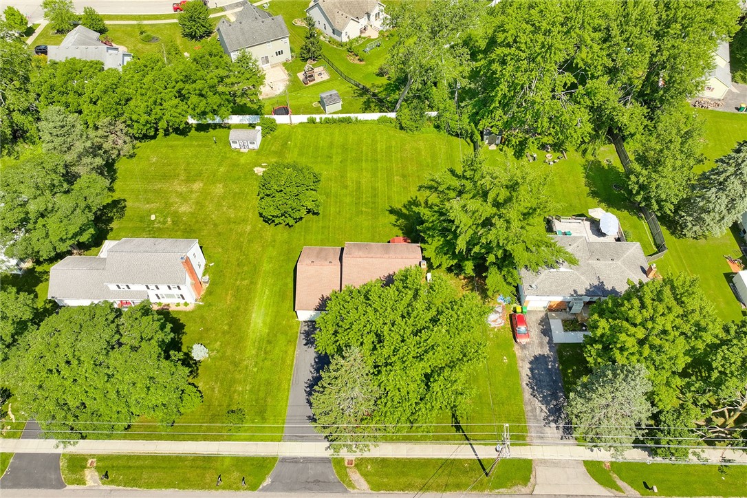 1108 State Road Penfield, NY 14580 - Photo 6 of 49