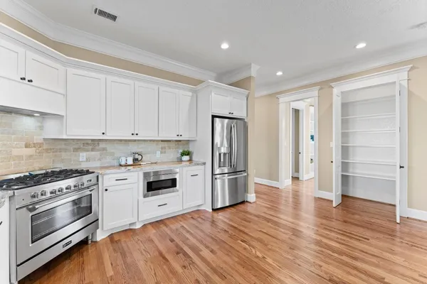 $899,000 | 501 Cordell Street, Houston, TX 77009