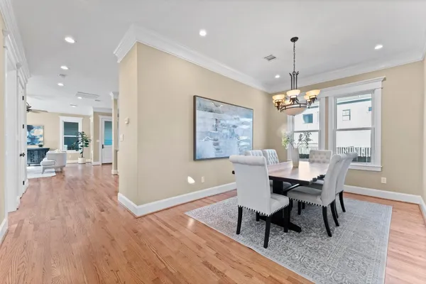 $899,000 | 501 Cordell Street, Houston, TX 77009