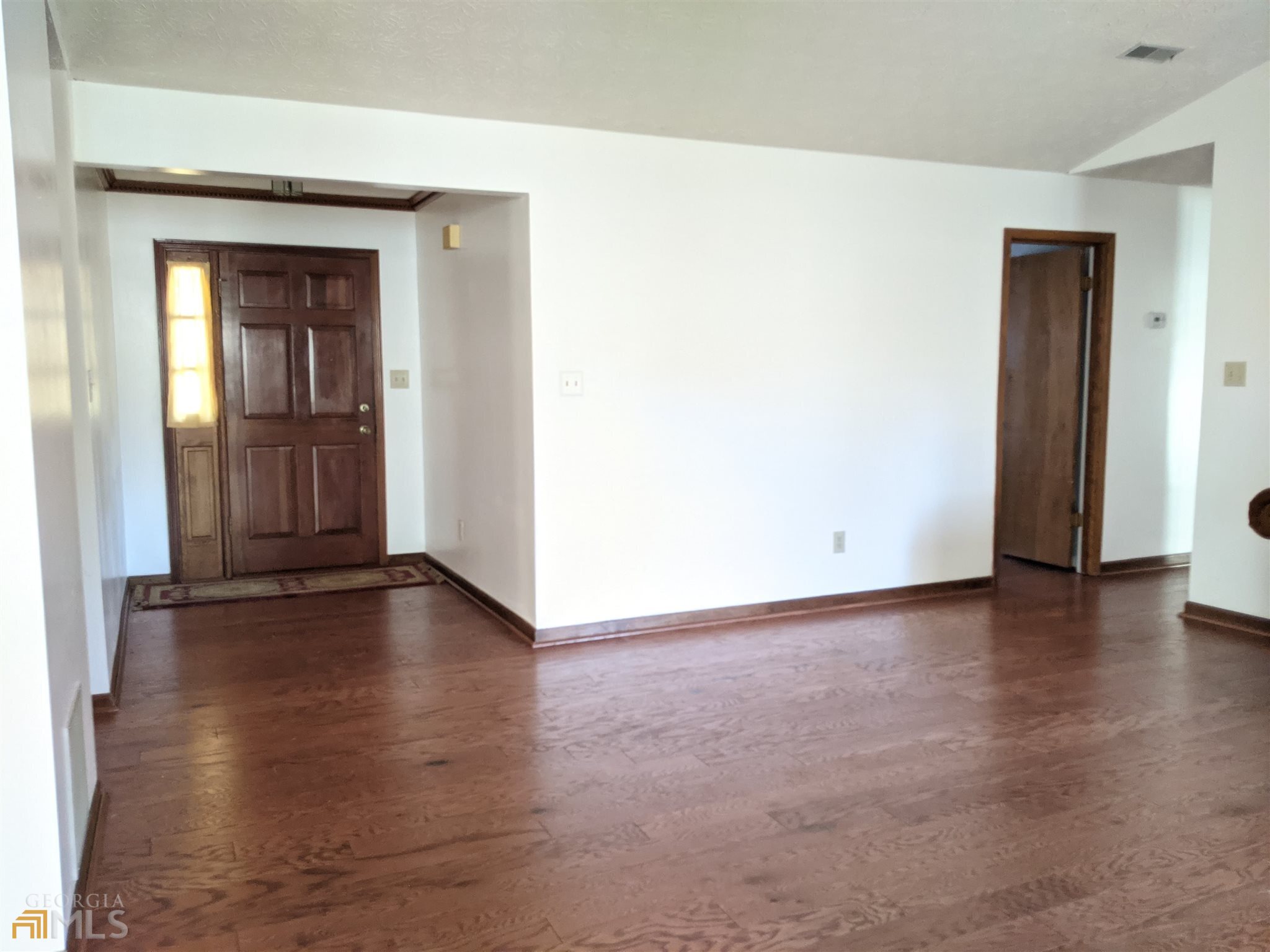 137 Hilo Road Fayetteville, GA 30215 - Photo 5 of 16