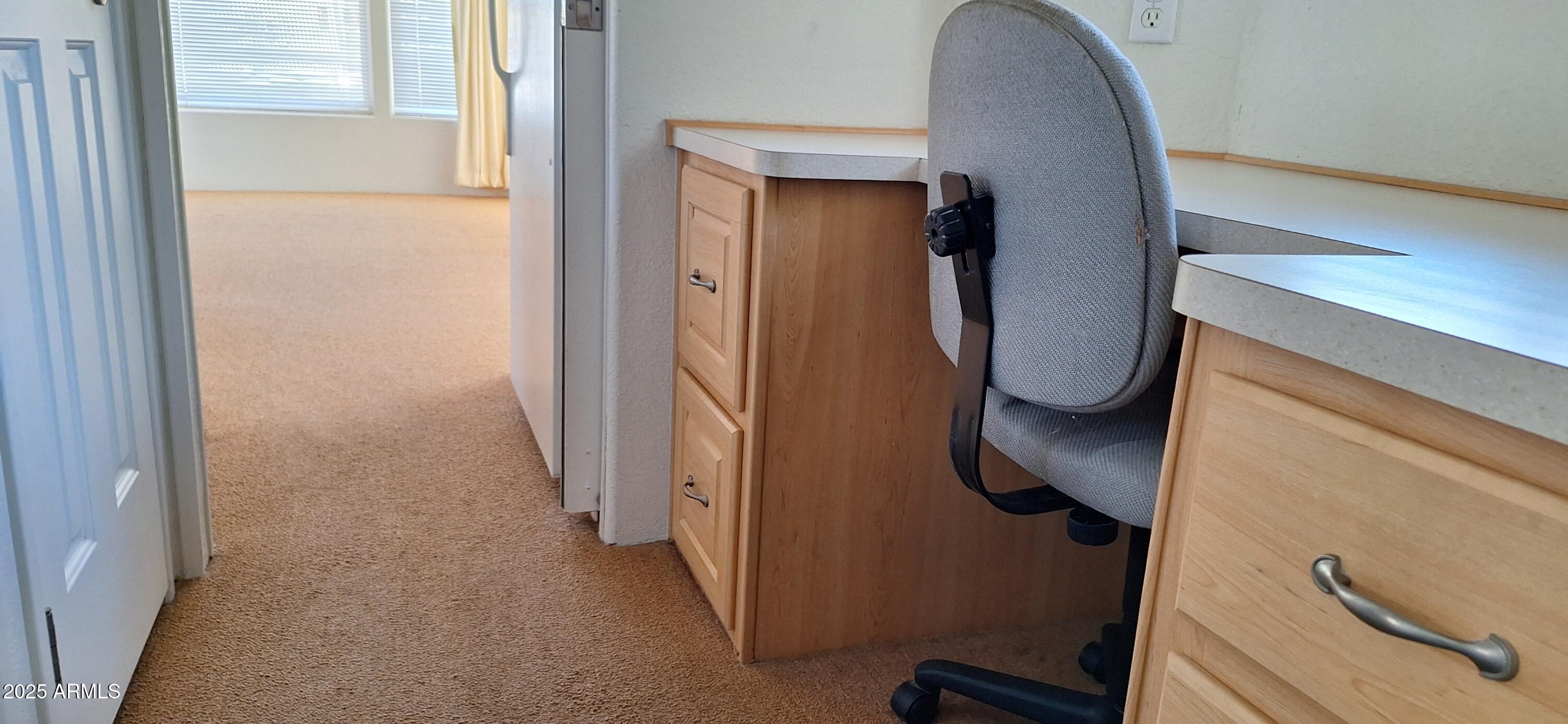 17200 West Bell Road, Unit 1501 Surprise, AZ 85374 - Photo 4 of 8 Writing desk