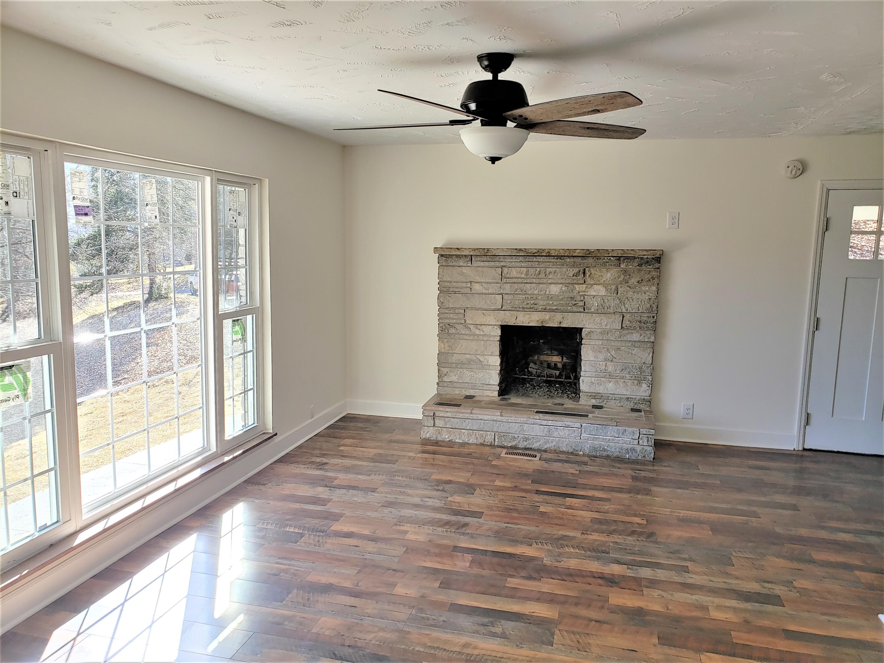 228 Buttry Drive Sneedville, TN 37869 - Photo 13 of 26 13