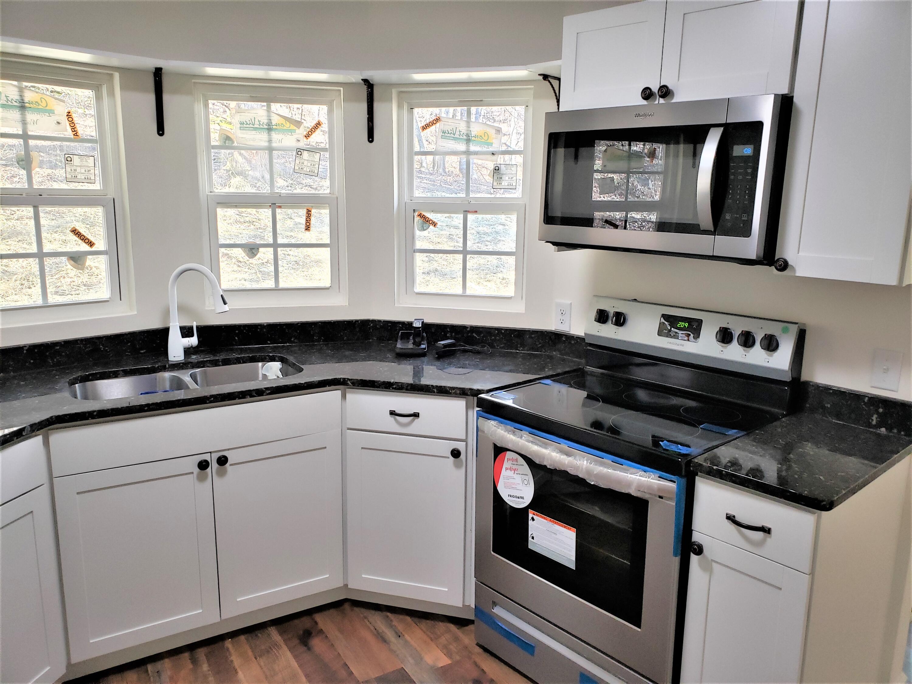 228 Buttry Drive Sneedville, TN 37869 - Photo 6 of 26 1