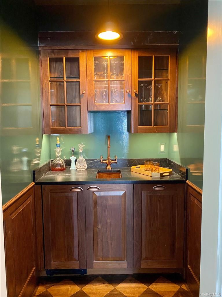 333 Hook Road Katonah, NY 10536 - Photo 10 of 23