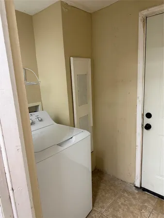 $1,700 | 5106 Jackson Street, Unit 1, Houston, TX 77004