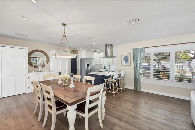 $690,000 | 2149 Wason Road, Sarasota, FL 34231