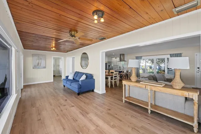 $690,000 | 2149 Wason Road, Sarasota, FL 34231