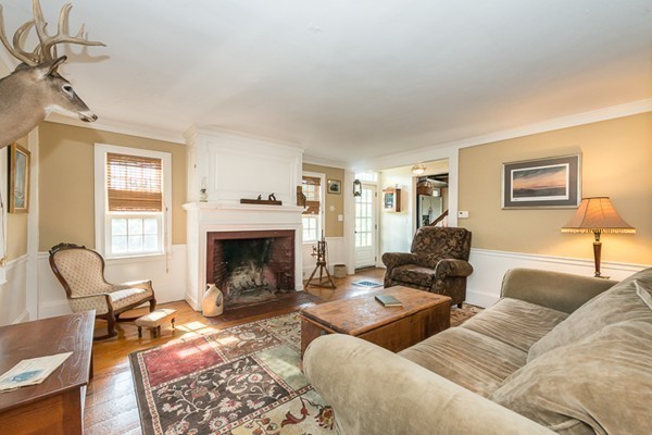 58 South Hampton Road Amesbury, MA 01913 - Photo 15 of 28