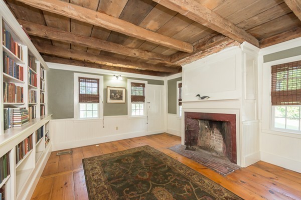 58 South Hampton Road Amesbury, MA 01913 - Photo 16 of 28