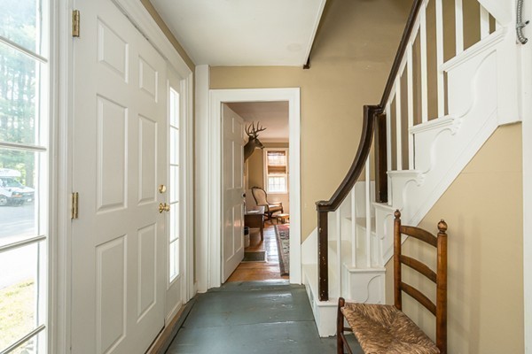58 South Hampton Road Amesbury, MA 01913 - Photo 17 of 28