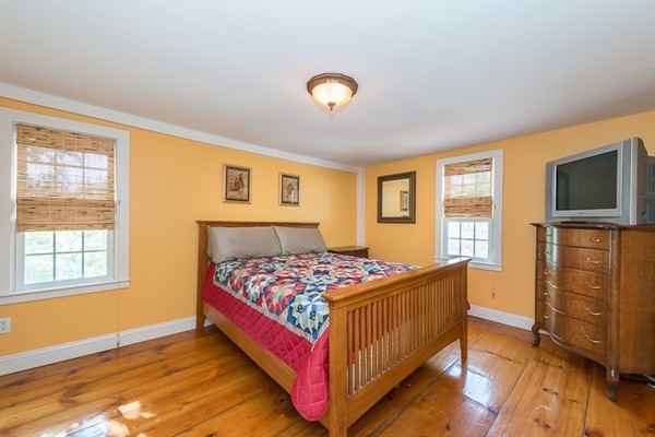 58 South Hampton Road Amesbury, MA 01913 - Photo 26 of 28