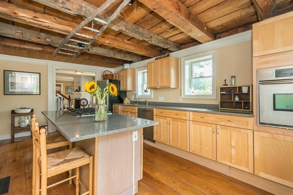 58 South Hampton Road Amesbury, MA 01913 - Photo 8 of 28