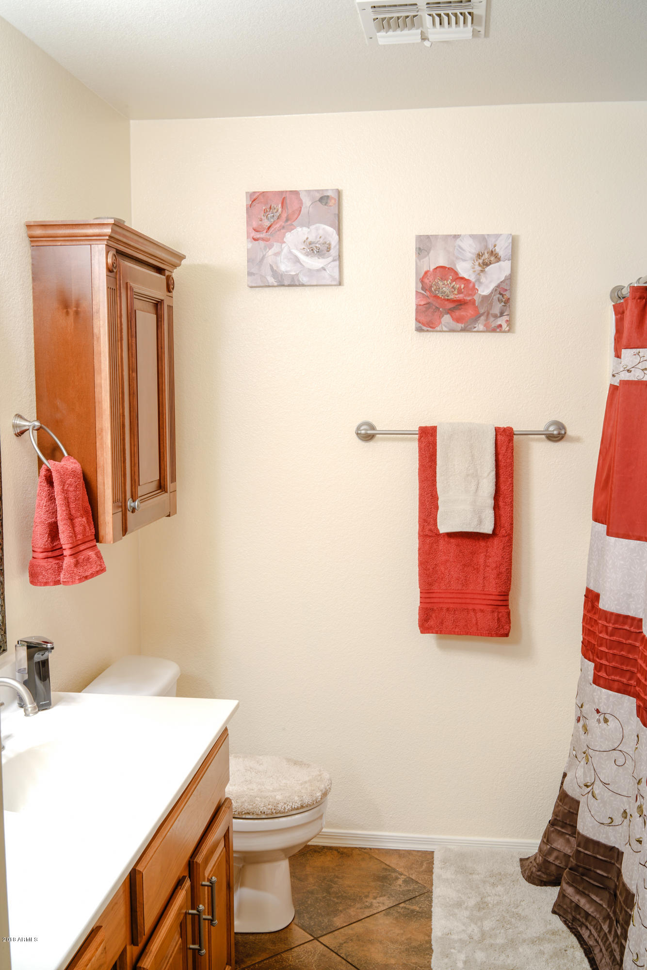 12814 West Redfield Road El Mirage, AZ 85335 - Photo 14 of 25 12814 redfield mst bath