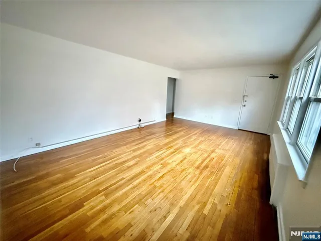 $239,900 | 293 Bogert Road, Unit 1A, River Edge, NJ 07661